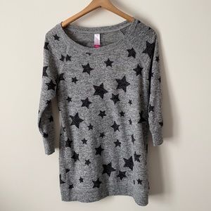 No Boundaries 3/4 Sleeve Star Top Size Medium 7-9